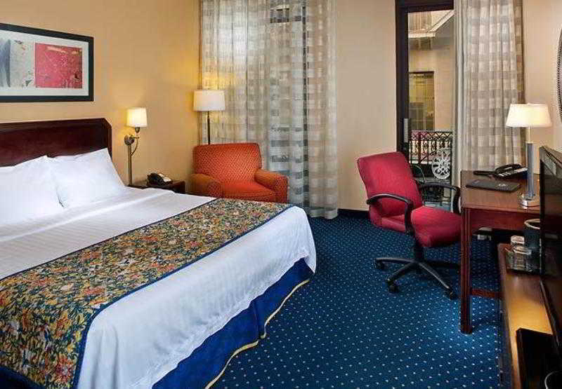 Courtyard By Marriott New Orleans Downtown Near The French Quarter Otel Oda fotoğraf